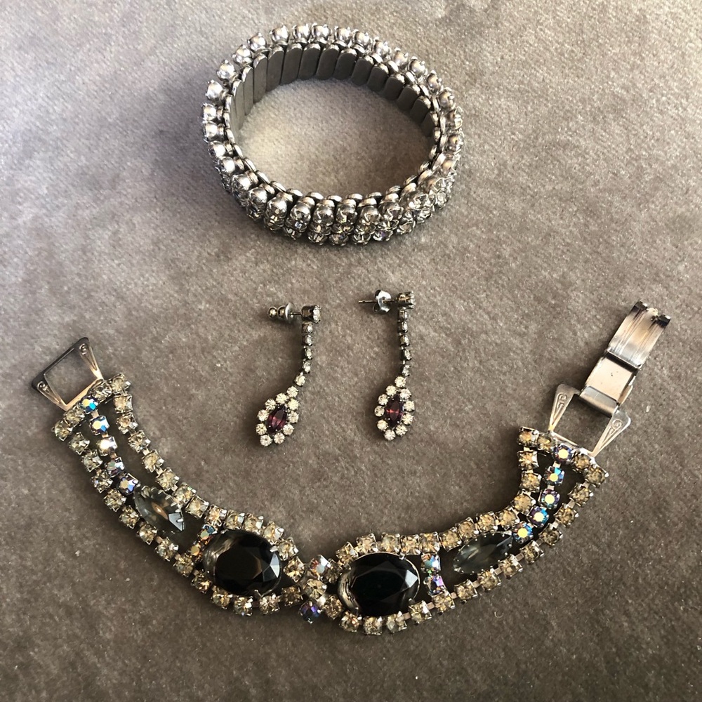 Lot of two Vintage Rhinestone Bracelets + earrings with purple center stone